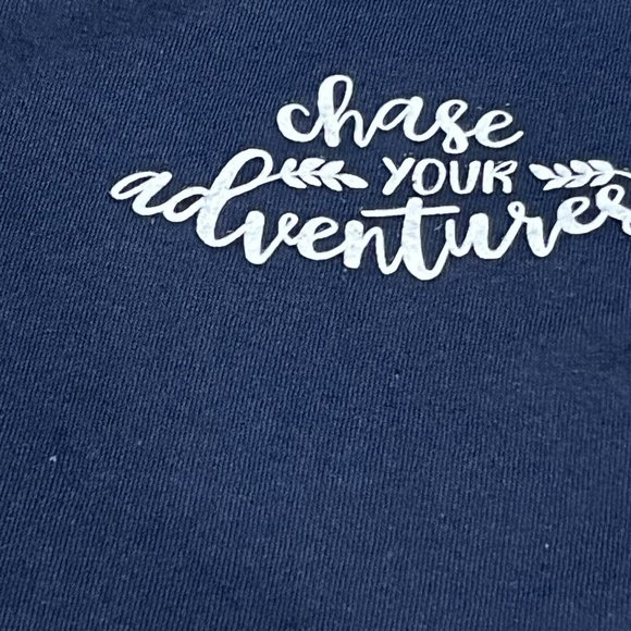 Gildan Tag Fox Running Graphic Shirt Chase Your Adventures Navy Shirt Size Small - Picture 9 of 15